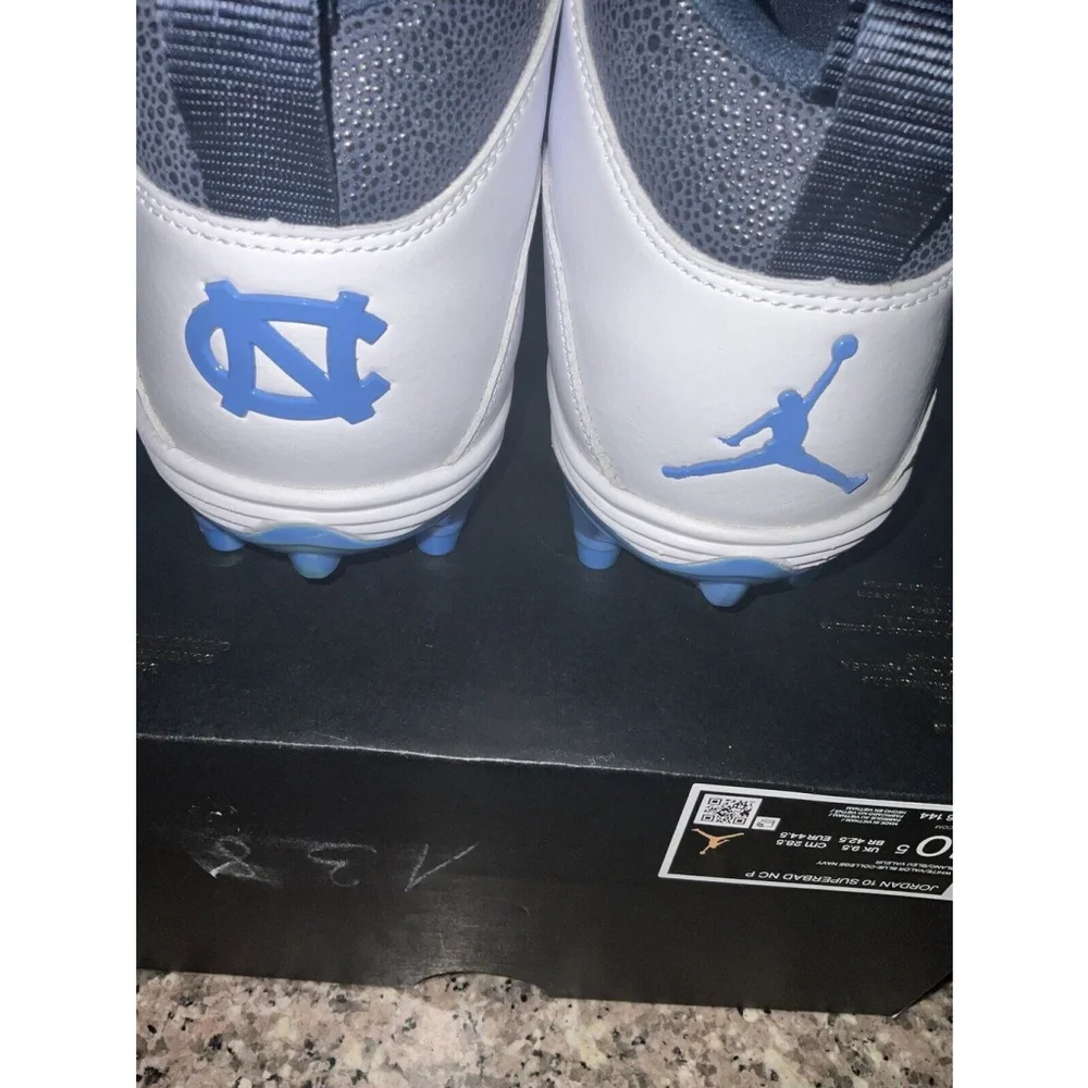 JORDAN 10 SUPERBAD UNC TAR HEELS PLAYER EXCLUSIVE* DC1136-144 SIZE 10.5‎ NO LID